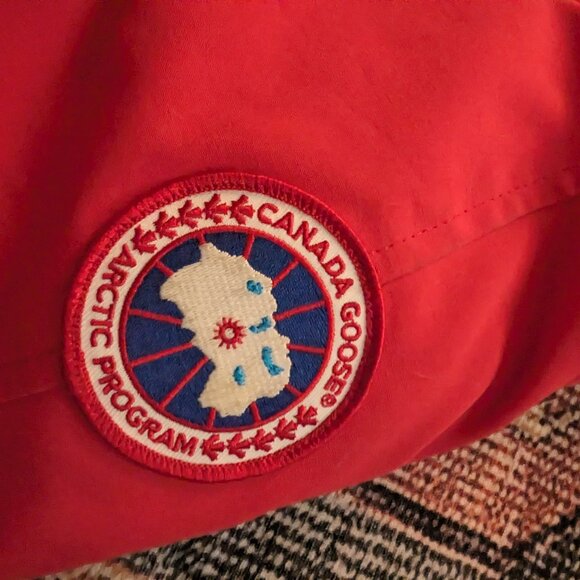 Canada Goose winter jacket - Picture 6 of 8